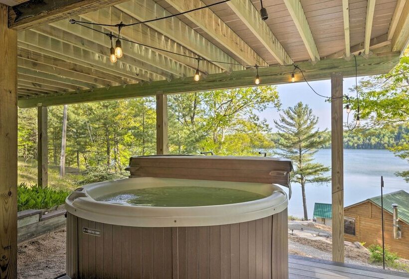Lake Cabin In Honor W/ Hot Tub, Dock & Sauna!