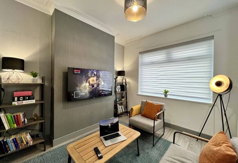 膳宿费 Daubney House