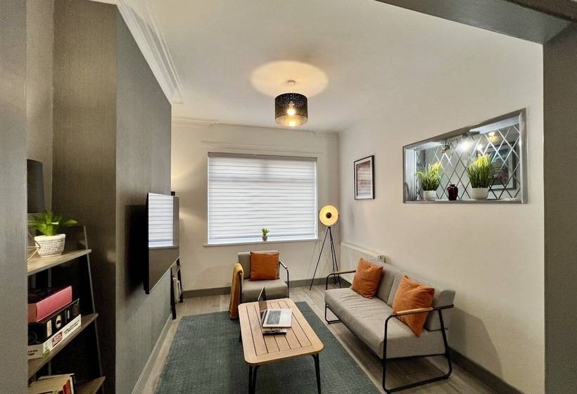 膳宿费 Daubney House