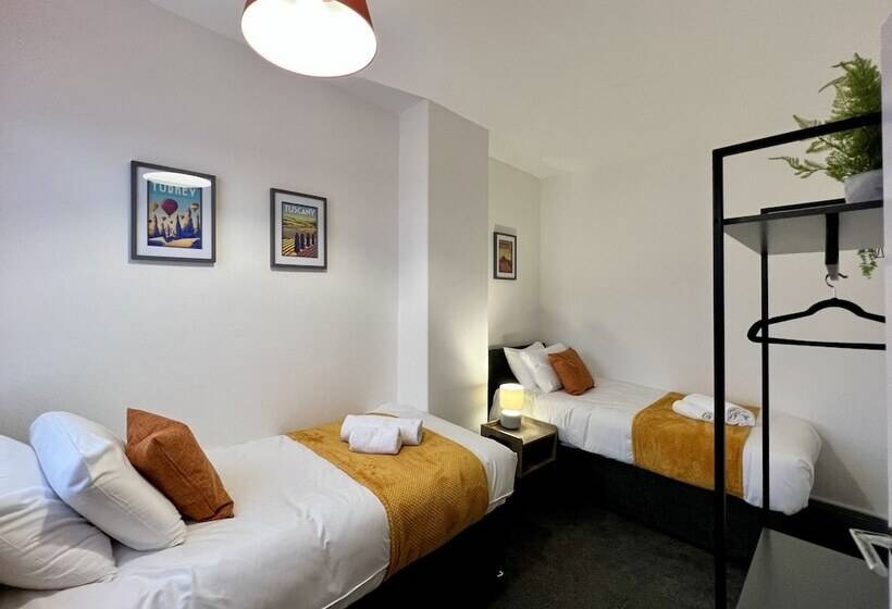 膳宿费 Daubney House