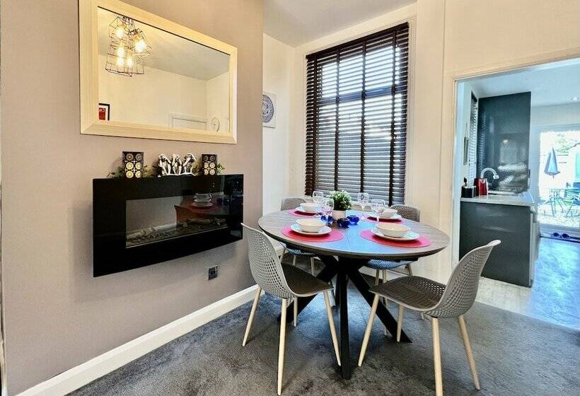 膳宿费 Johnson House