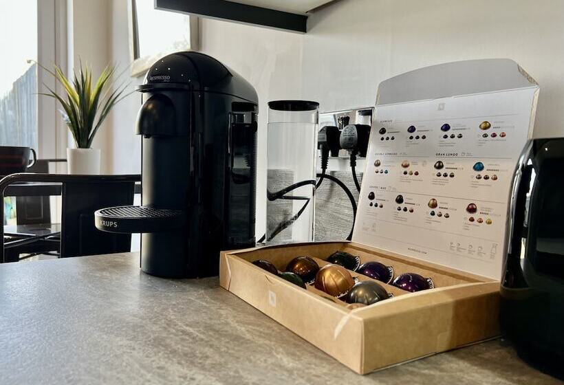 膳宿费 Johnson House