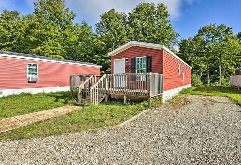 Pet Friendly Cassolopis Escape, Near Lake!