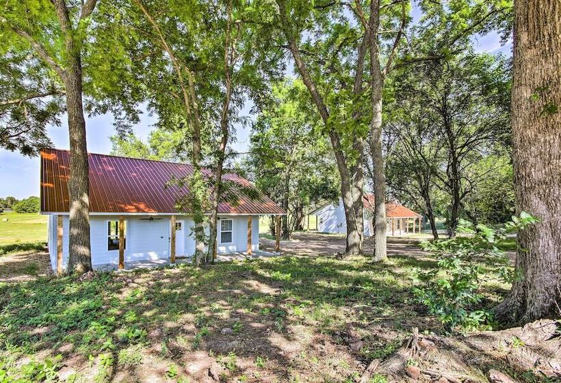 Pet Friendly Cabin On Wolf Creek At Grand Lake!