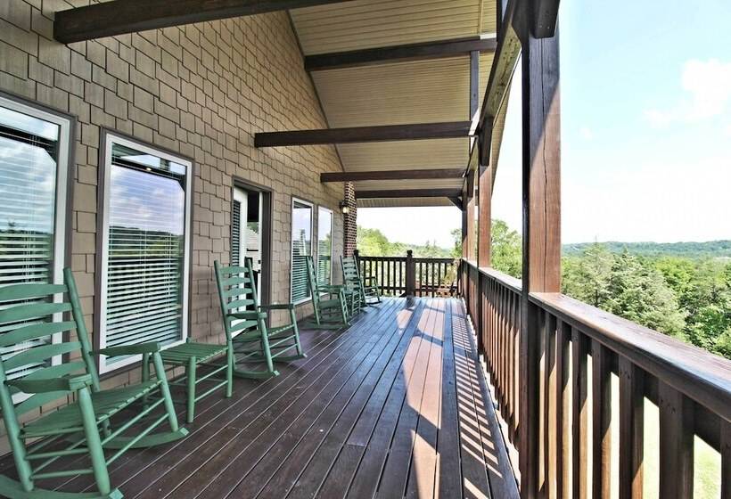 Pet Friendly Smoky Mountain Retreat W/ Game Room!