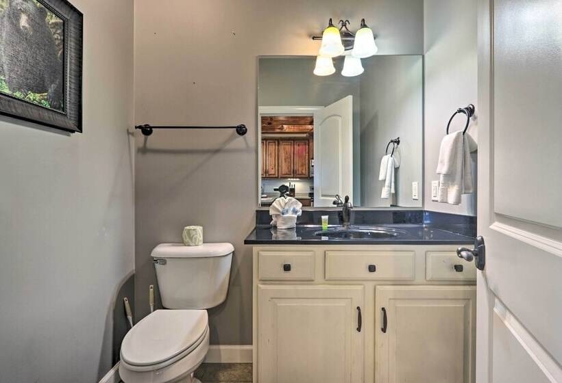 Pet Friendly Smoky Mountain Retreat W/ Game Room!