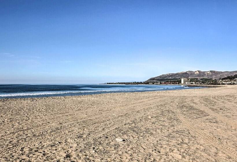 Picturesque Ventura Retreat: Steps To Shore!
