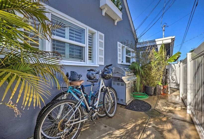 Picturesque Ventura Retreat: Steps To Shore!