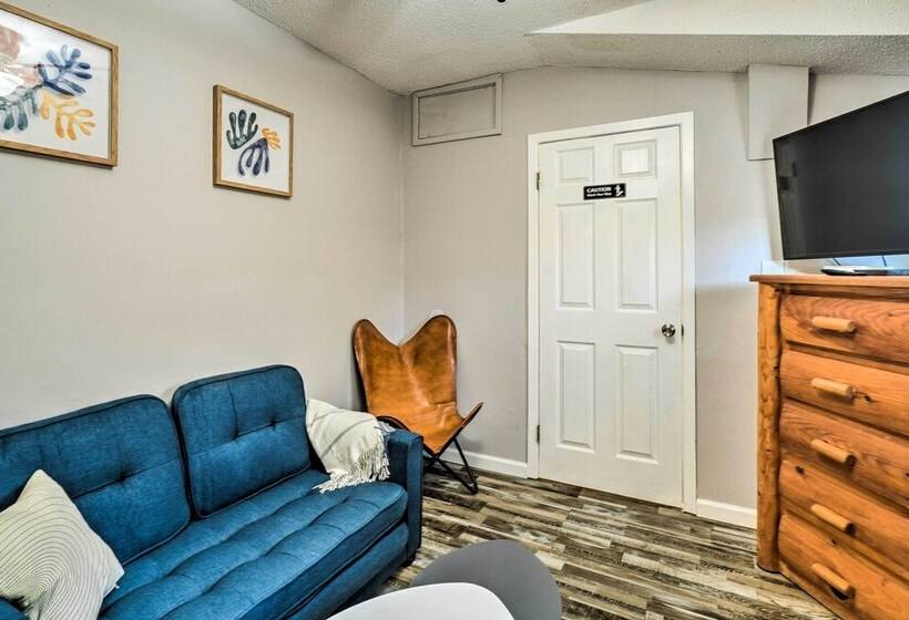 Pigeon Forge Cabin W/ Private Hot Tub & Gas Grill