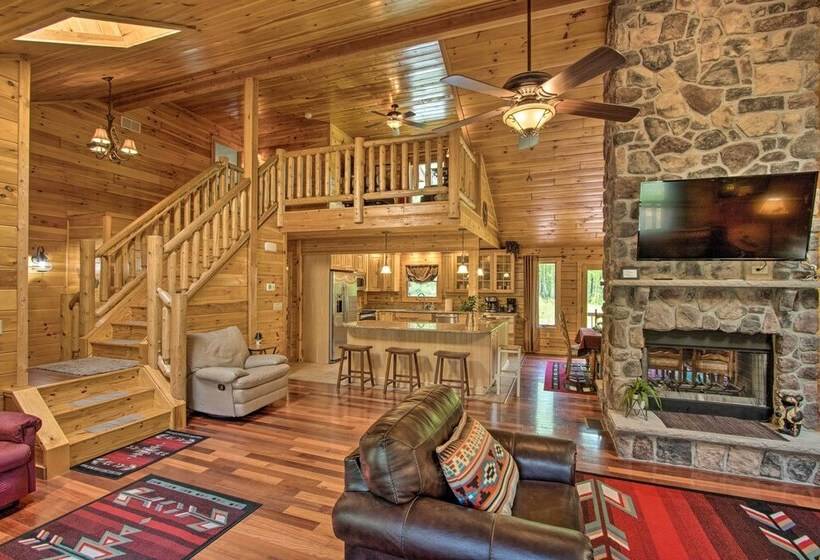 Pocono Cabin Retreat W/ Deck ~ 9 Mi To Hickory Run