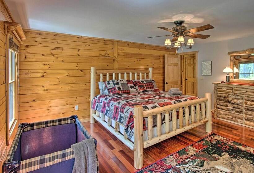 Pocono Cabin Retreat W/ Deck ~ 9 Mi To Hickory Run