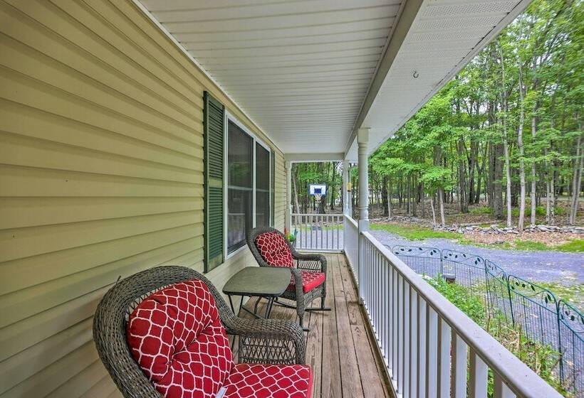 Poconos Family Retreat W/ Private Hot Tub!