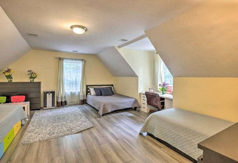 Poconos Family Retreat W/ Private Hot Tub!