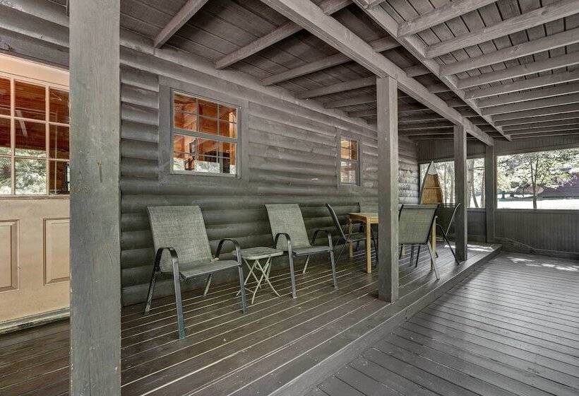 Private Broken Bow Cabin W/ Hot Tub + Gazebo!