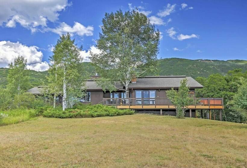 Steamboat Springs Home W/ Hot Tub + Mtn Views