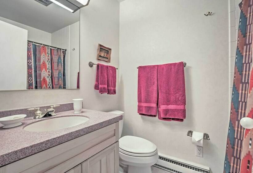 Steamboat Springs Home W/ Hot Tub + Mtn Views