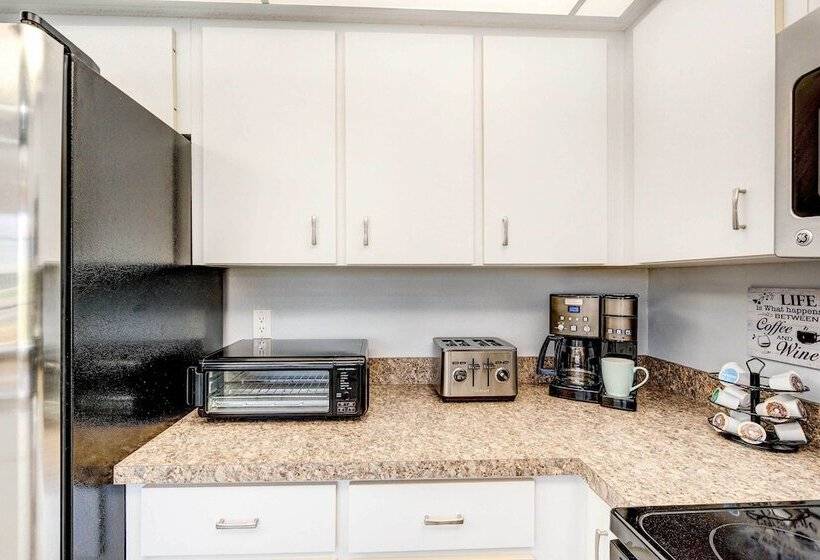 Punta Gorda Canal Home W/ Private Pool!