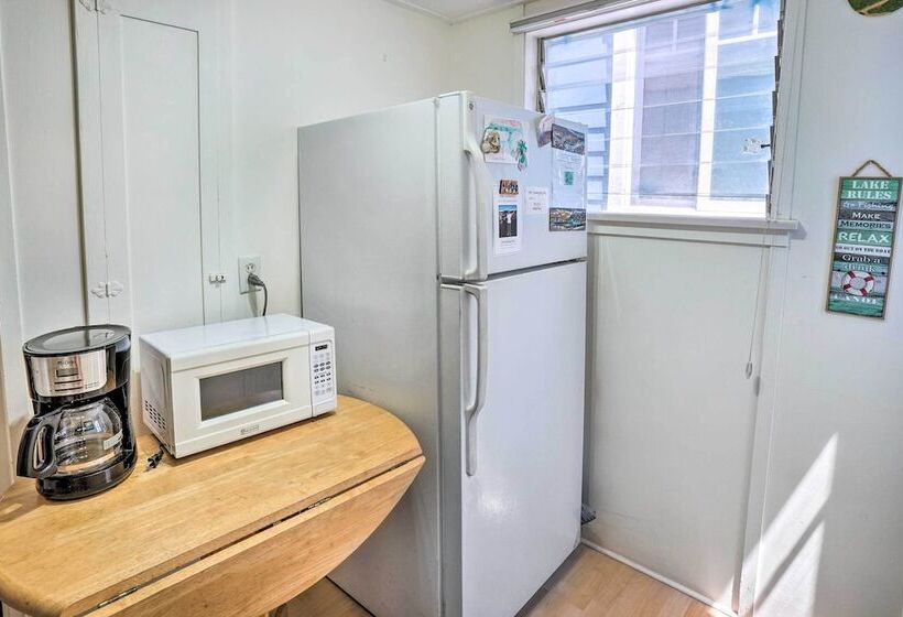 Quaint Avalon Cottage < Half Mi To Beaches!