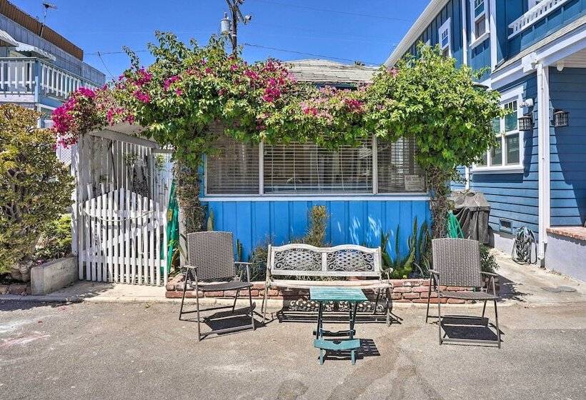 Quaint Avalon Cottage < Half Mi To Beaches!