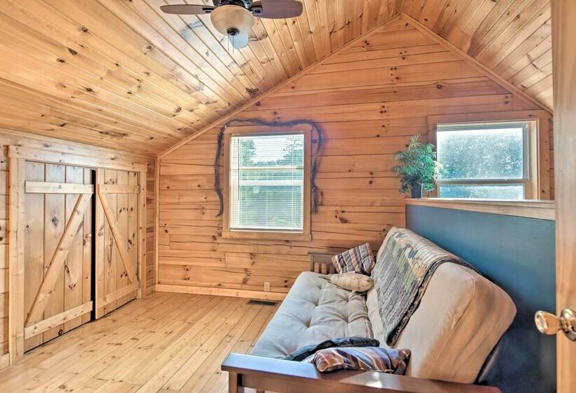 Smoky Mountain Log Cabin Close To Rafting!