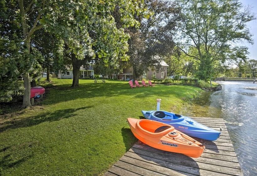 Quiet New York Retreat < 7 Miles To Skiing!