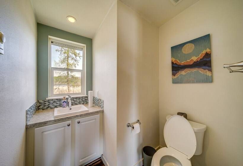 Lake View Republic Cabin W/ Boat Launches!