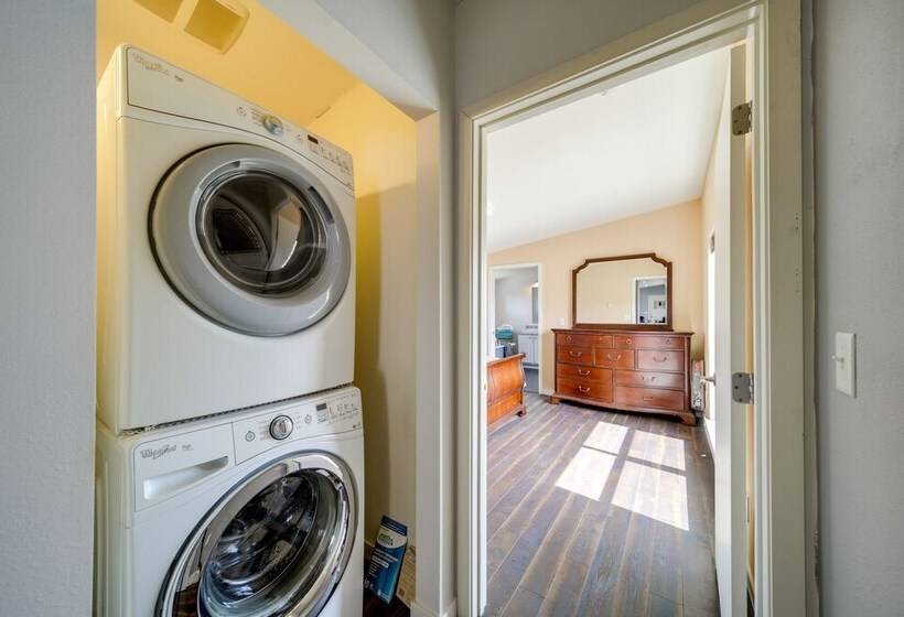 Lake View Republic Cabin W/ Boat Launches!