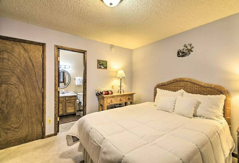 Quiet Rockies Retreat ~ 10 Min To Nat L Park!