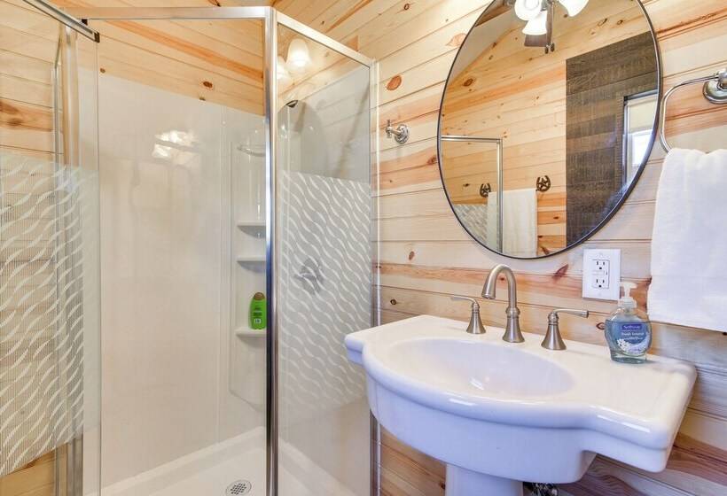 Ranch Cabin W/ Decks, 10 Mi To Fredericksburg