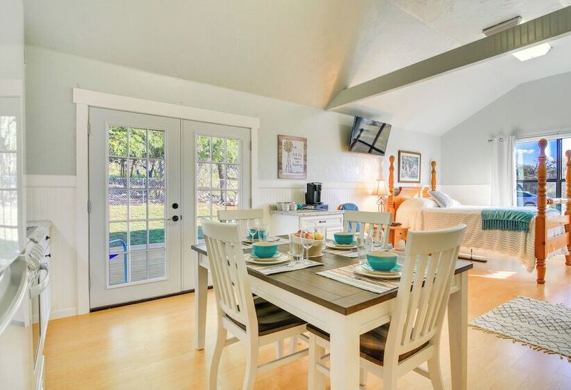 Ranch Cabin W/ Decks, 10 Mi To Fredericksburg