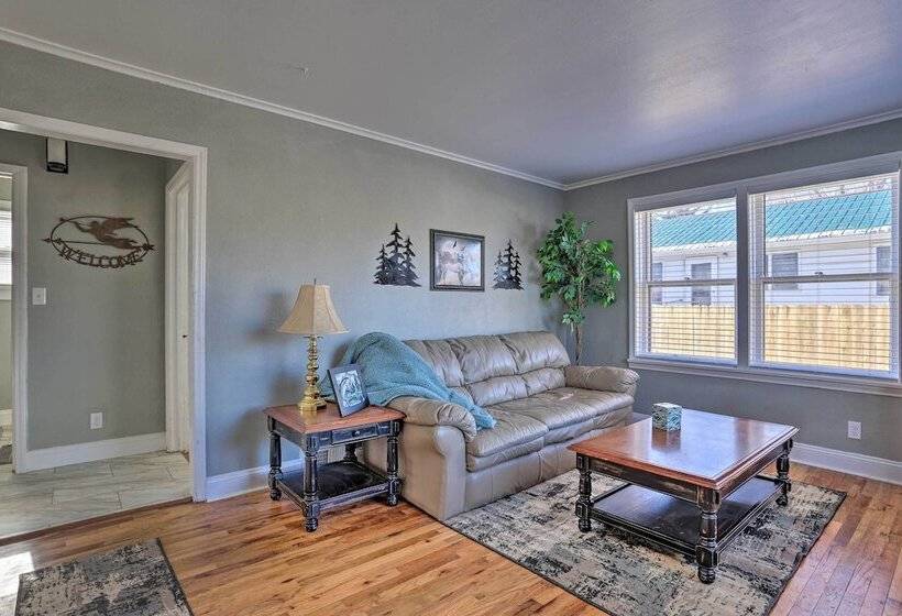 Rapid City Home W/ Patio By Canyon Lake Park!