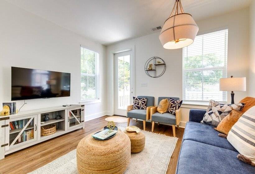 1 Mi To Downtown: Modern Ocean Springs Cottage