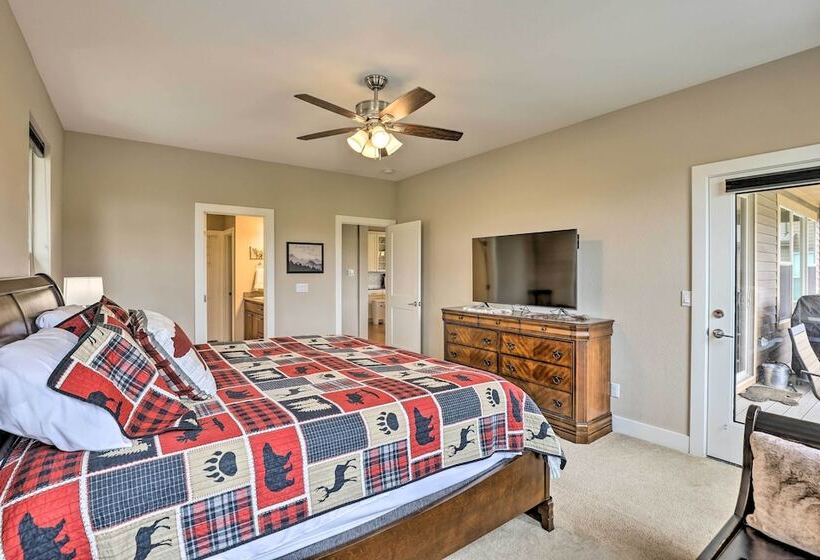 3 Mi To Granby Ranch: Home W/ Hot Tub & Mtn Views!