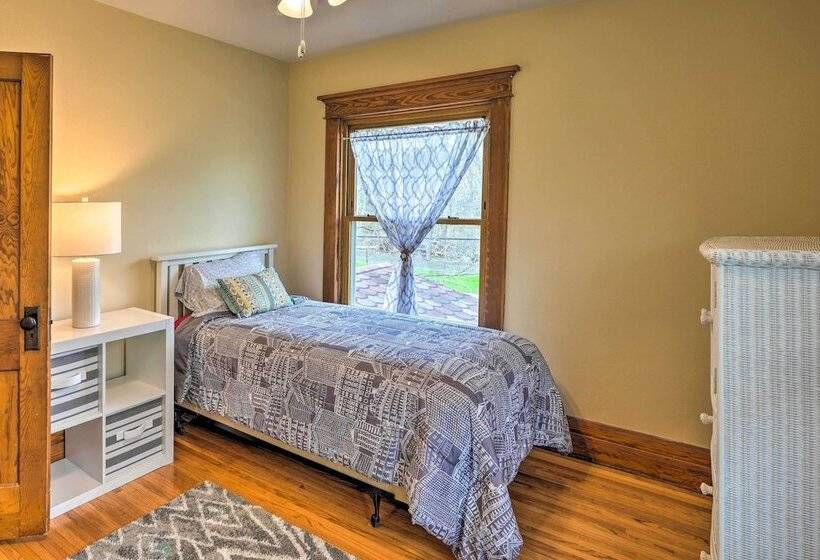 Relaxing Waterloo Retreat W/ Orchard View!
