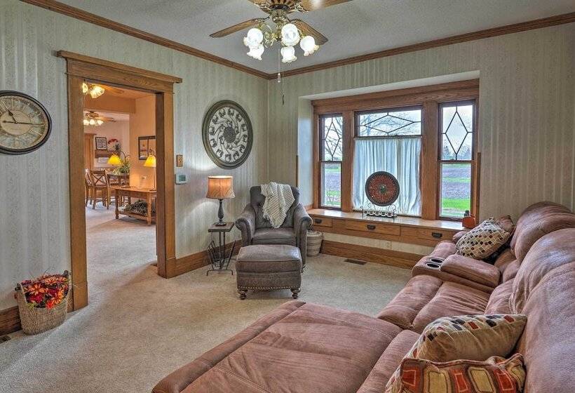 Relaxing Waterloo Retreat W/ Orchard View!