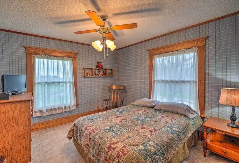 Relaxing Waterloo Retreat W/ Orchard View!