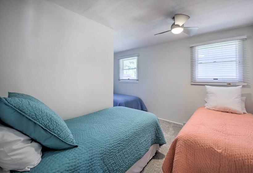 Benton Harbor Lake House W/ Dock & Fire Pit!