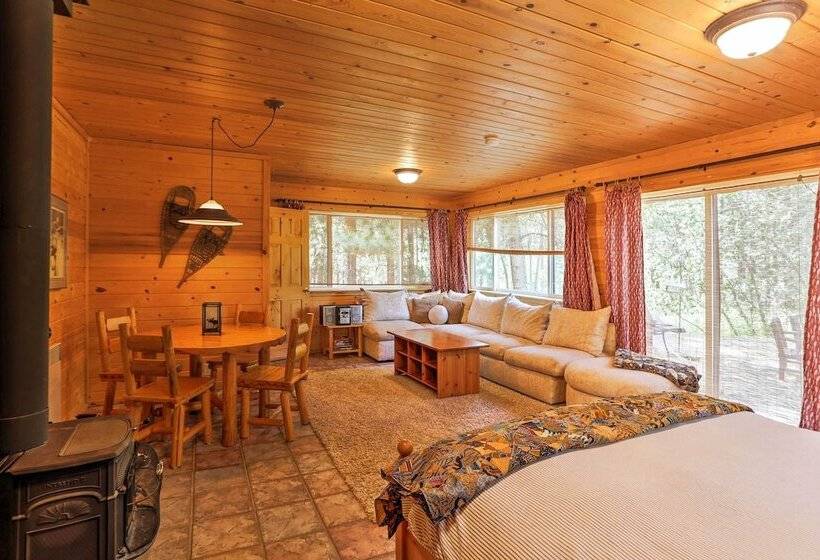 Romantic Riverfront Cottage   1 Mile To Winthrop!