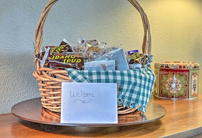 Rural Rigby Family Home W/ Yard: Hike, Boat & Ski!