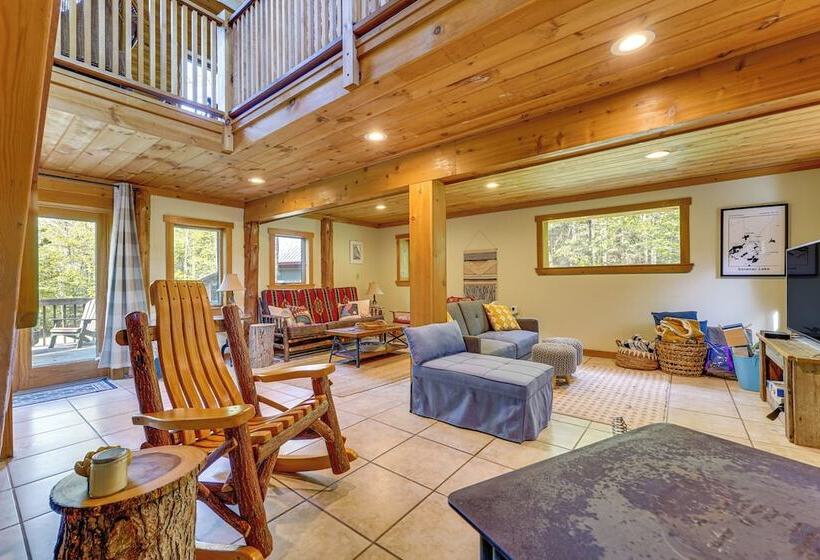 Saranac Lake Cabin W/ Deck: Pets Welcome!