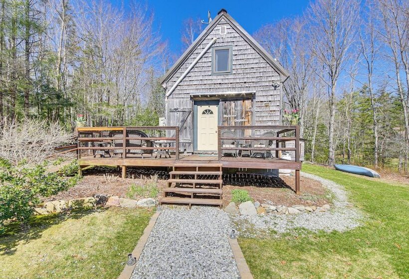 Rustic Searsport Cabin: Loft + Sunroom On 10 Acres