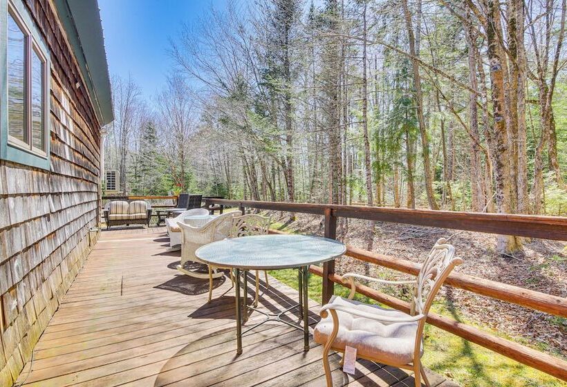 Rustic Searsport Cabin: Loft + Sunroom On 10 Acres