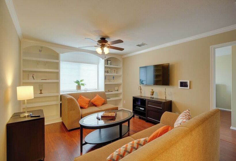 San Antonio Home W/ Pool Access: Near Lackland Afb