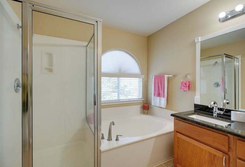 San Antonio Home W/ Pool Access: Near Lackland Afb