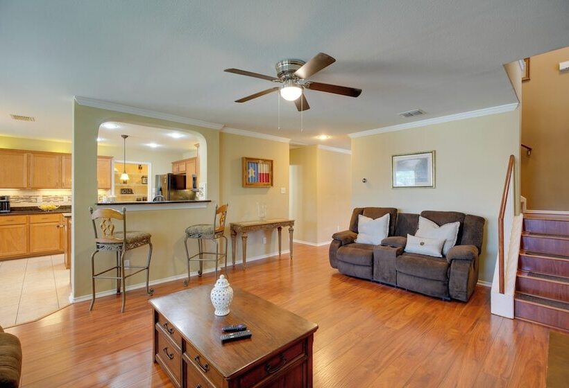 San Antonio Home W/ Pool Access: Near Lackland Afb