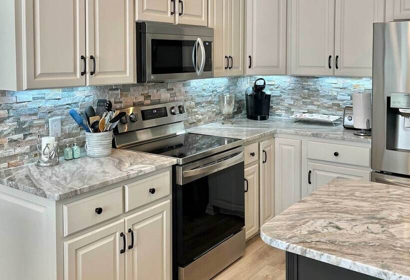 Santa Rosa Home W/ Pool Access Half Mi To Beach!