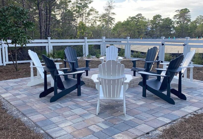 Santa Rosa Home W/ Pool Access   Half Mi To Beach!