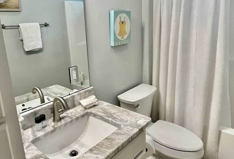 Santa Rosa Home W/ Pool Access   Half Mi To Beach!