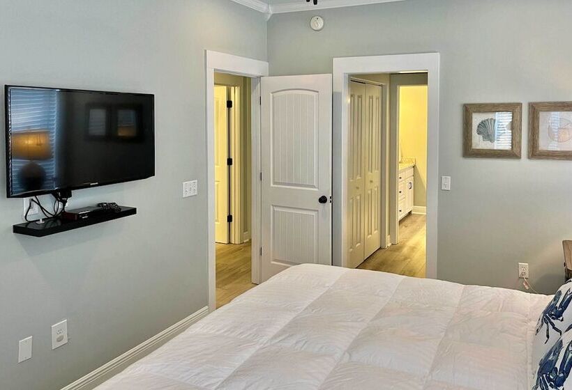 Santa Rosa Home W/ Pool Access   Half Mi To Beach!