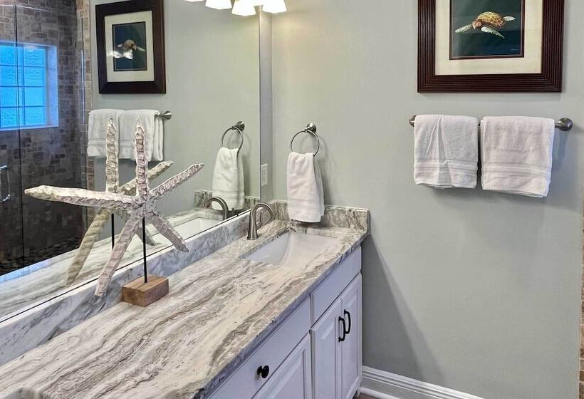 Santa Rosa Home W/ Pool Access   Half Mi To Beach!